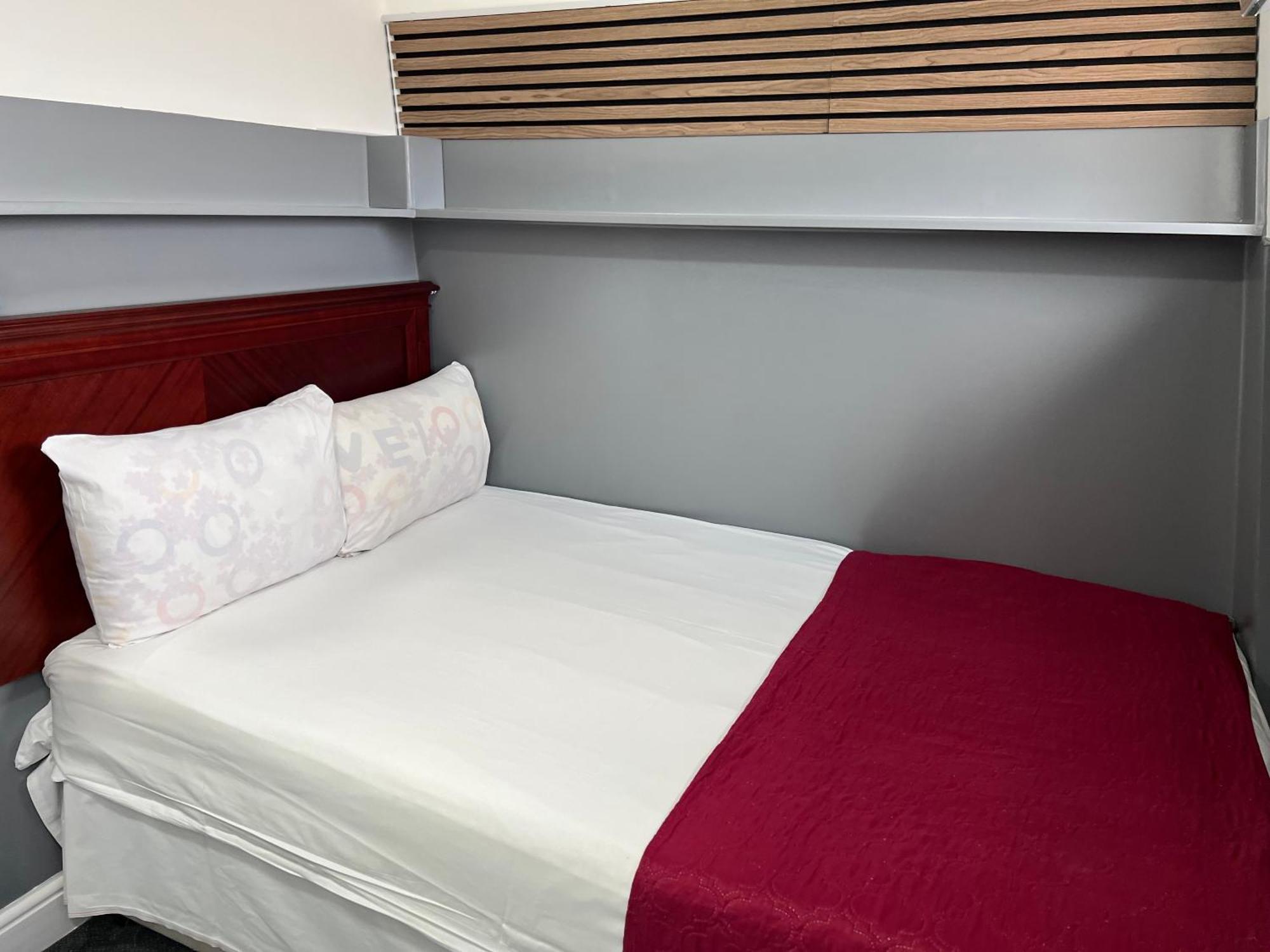 Plaza London Hotel Bagian luar foto