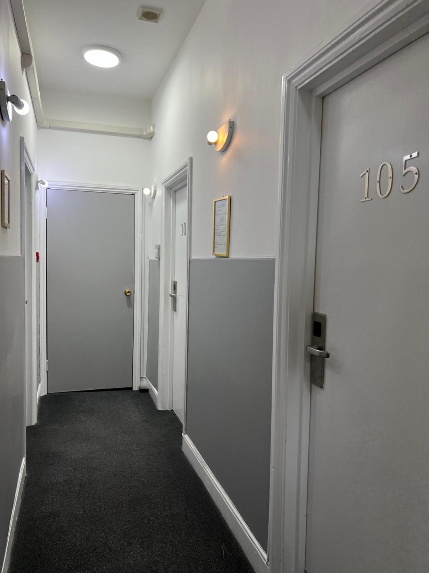 Plaza London Hotel Bagian luar foto