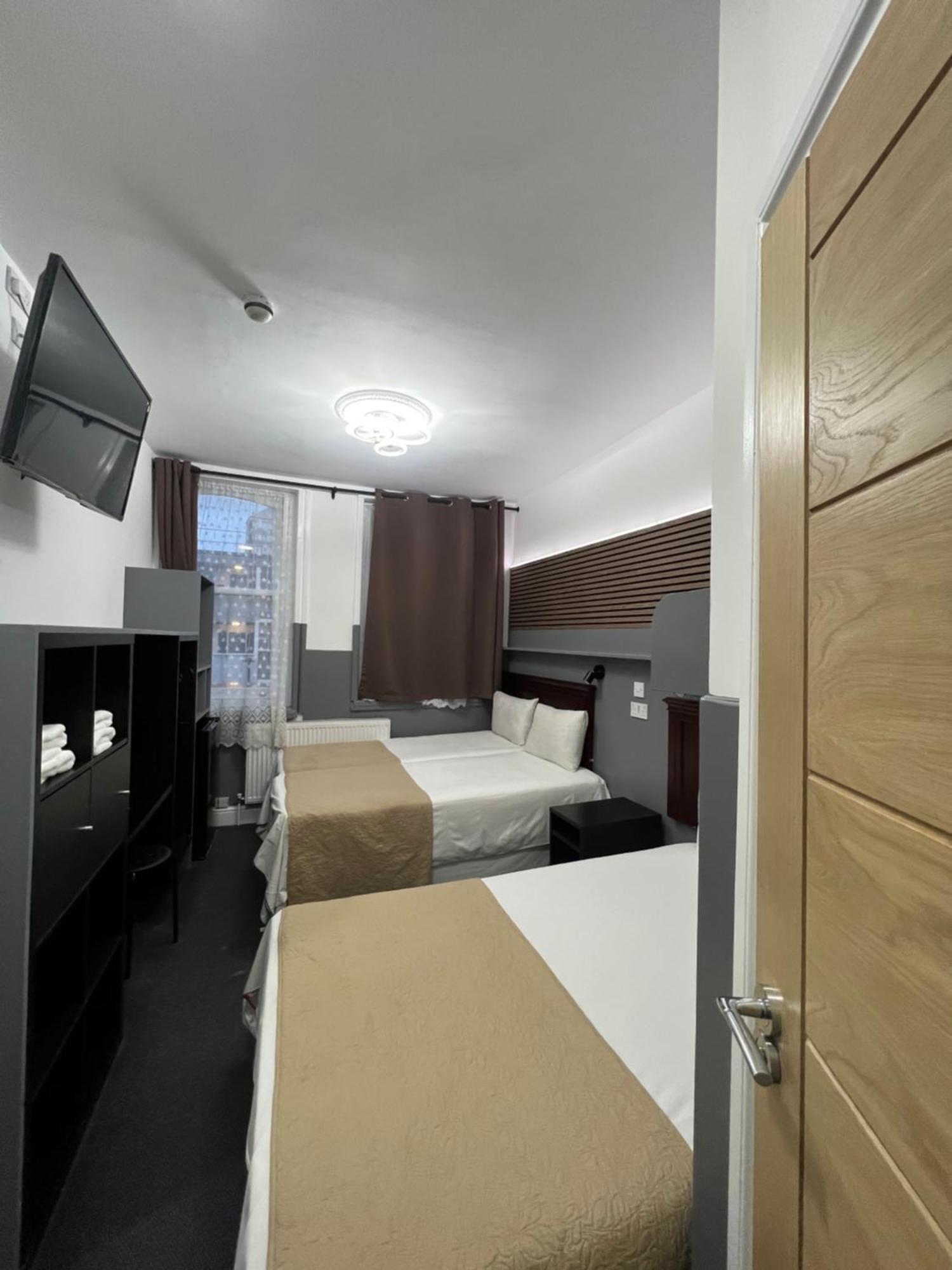 Plaza London Hotel Bagian luar foto